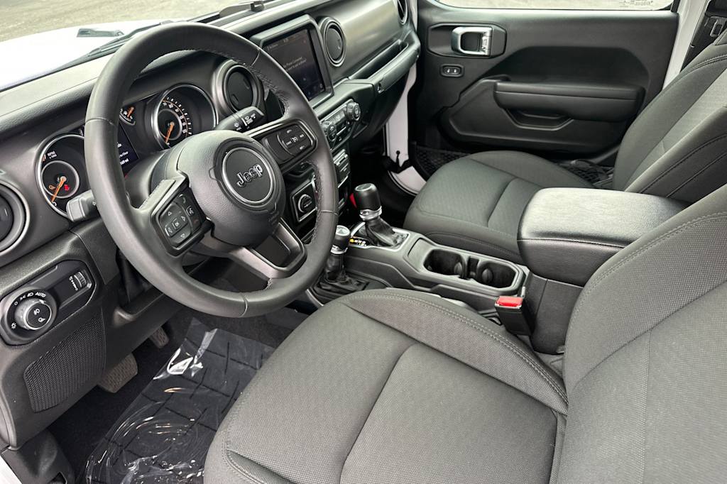 Thumbnail: 2023 Jeep Gladiator - 10