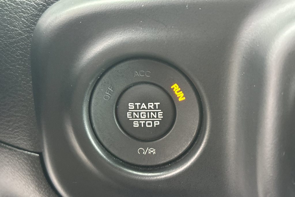 Thumbnail: 2023 Jeep Gladiator - 28