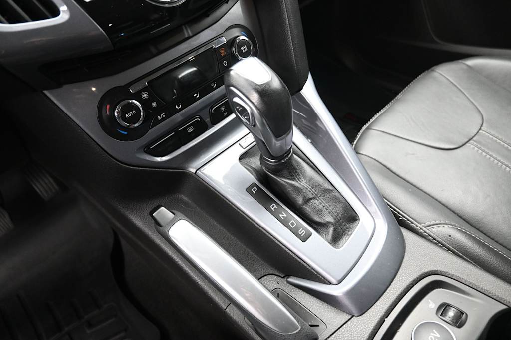 Thumbnail: 2014 Ford Focus - 9