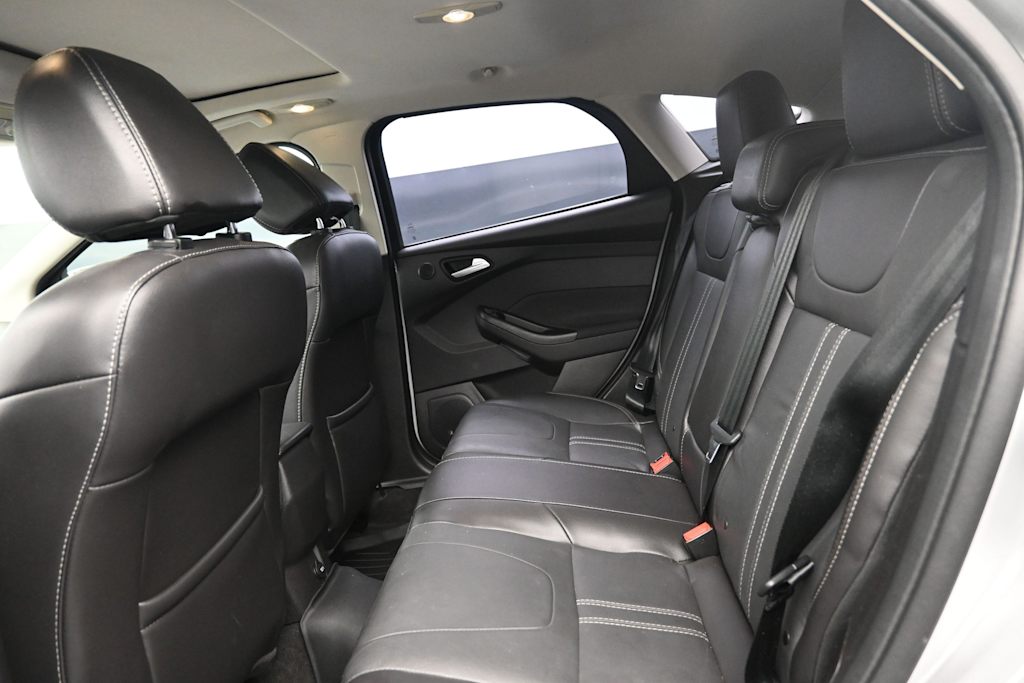 Thumbnail: 2014 Ford Focus - 8