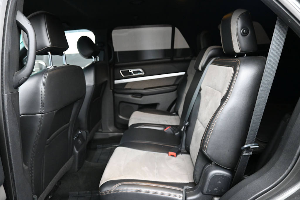 Thumbnail: 2017 Ford Explorer - 9