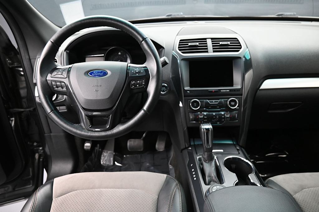 Thumbnail: 2017 Ford Explorer - 2