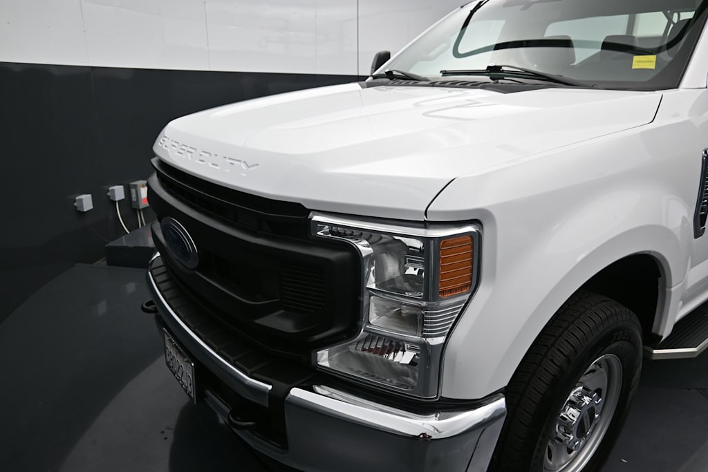 Thumbnail: 2021 Ford F-350 - 21