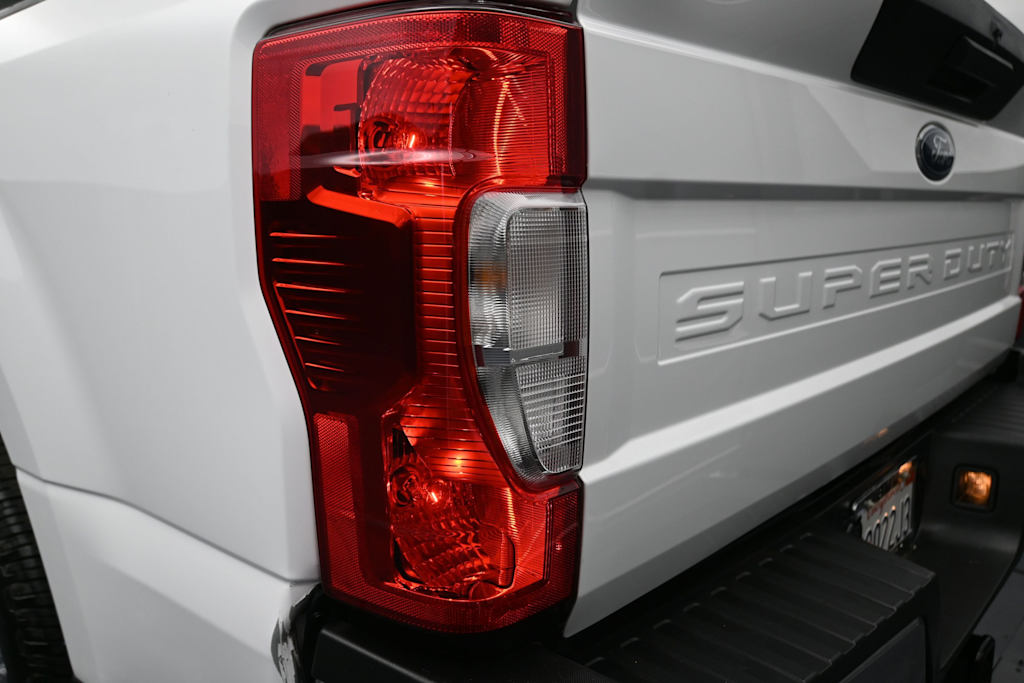 Thumbnail: 2021 Ford F-350 - 17