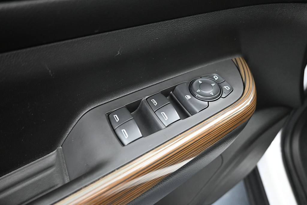 Thumbnail: 2020 GMC Acadia - 17