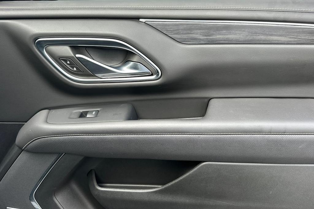 Thumbnail: 2023 GMC Yukon - 25