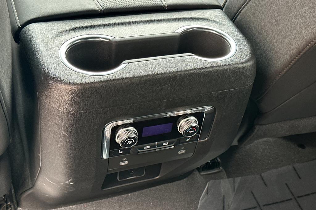 Thumbnail: 2023 GMC Yukon - 22