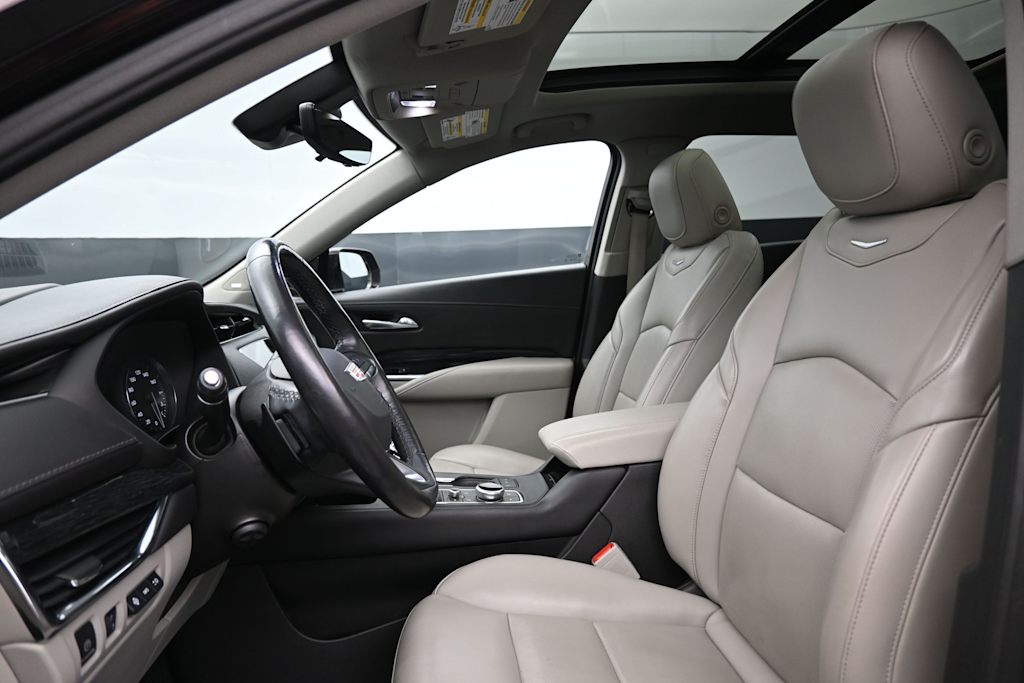 Thumbnail: 2020 Cadillac XT4 - 8