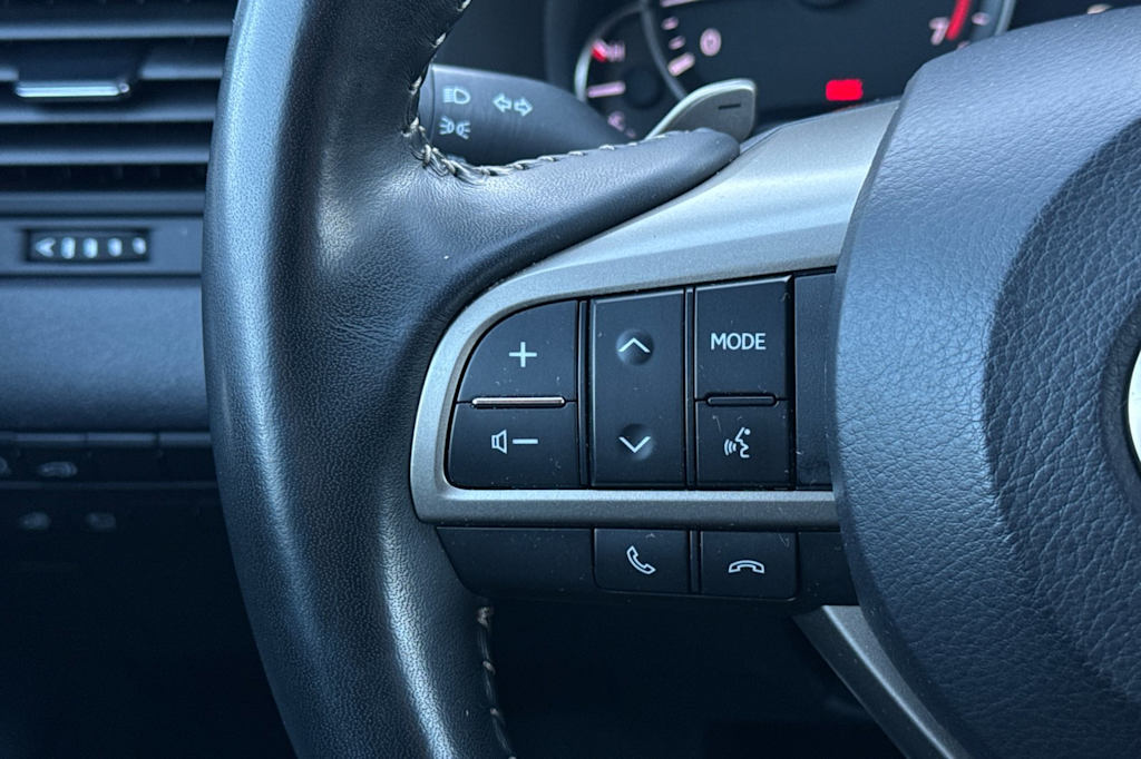 Thumbnail: 2021 Lexus RX - 29