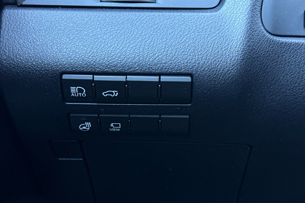 Thumbnail: 2021 Lexus RX - 32