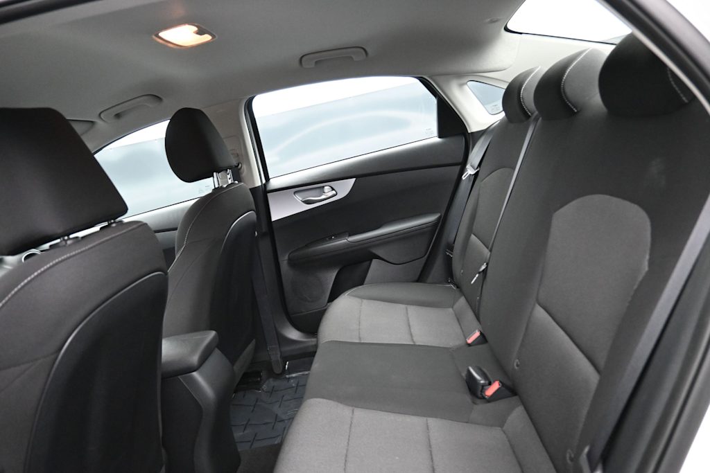 Thumbnail: 2024 Kia Forte - 9