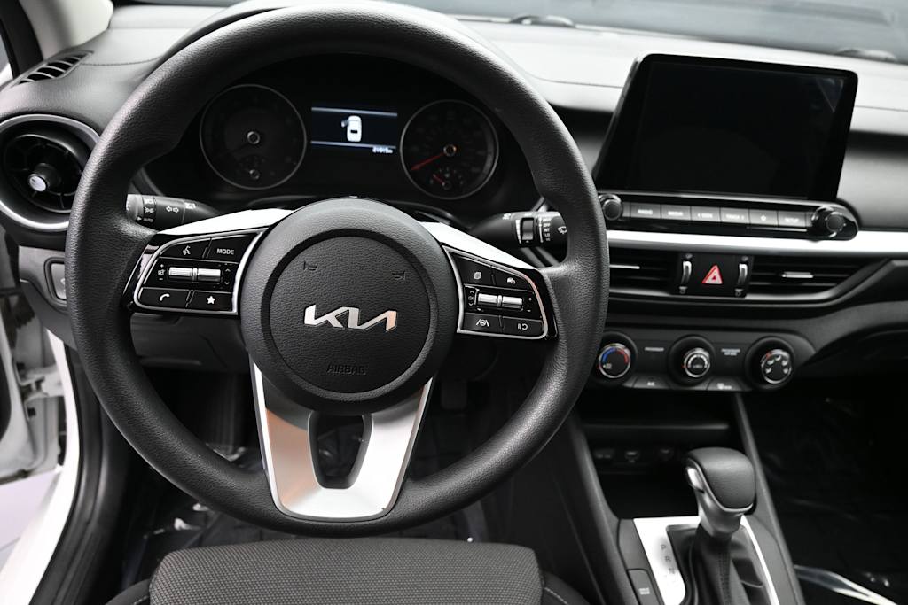Thumbnail: 2024 Kia Forte - 2