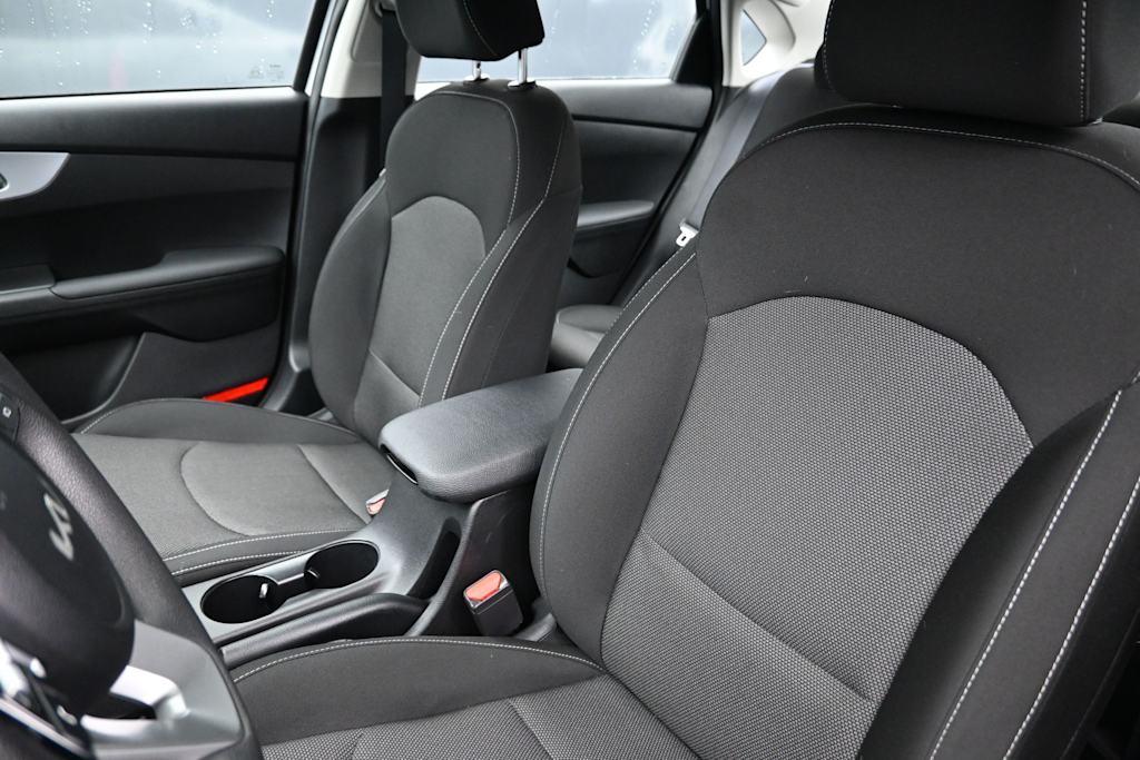 Thumbnail: 2024 Kia Forte - 9