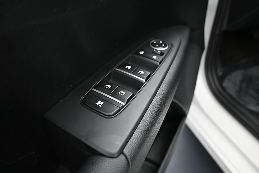 Thumbnail: 2024 Kia Forte - 19