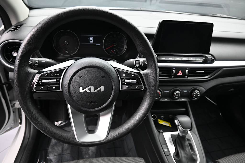 Thumbnail: 2024 Kia Forte - 2