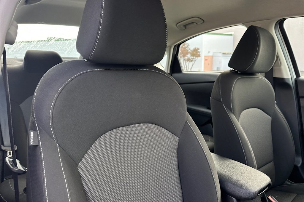 Thumbnail: 2023 Kia Forte - 21