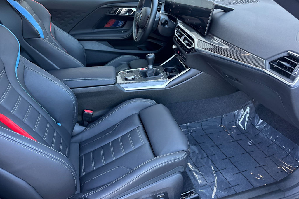 2023 BMW M2  9