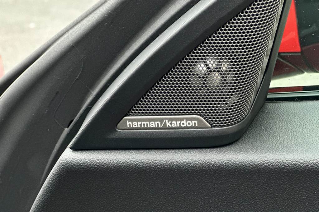 2023 BMW M2  24