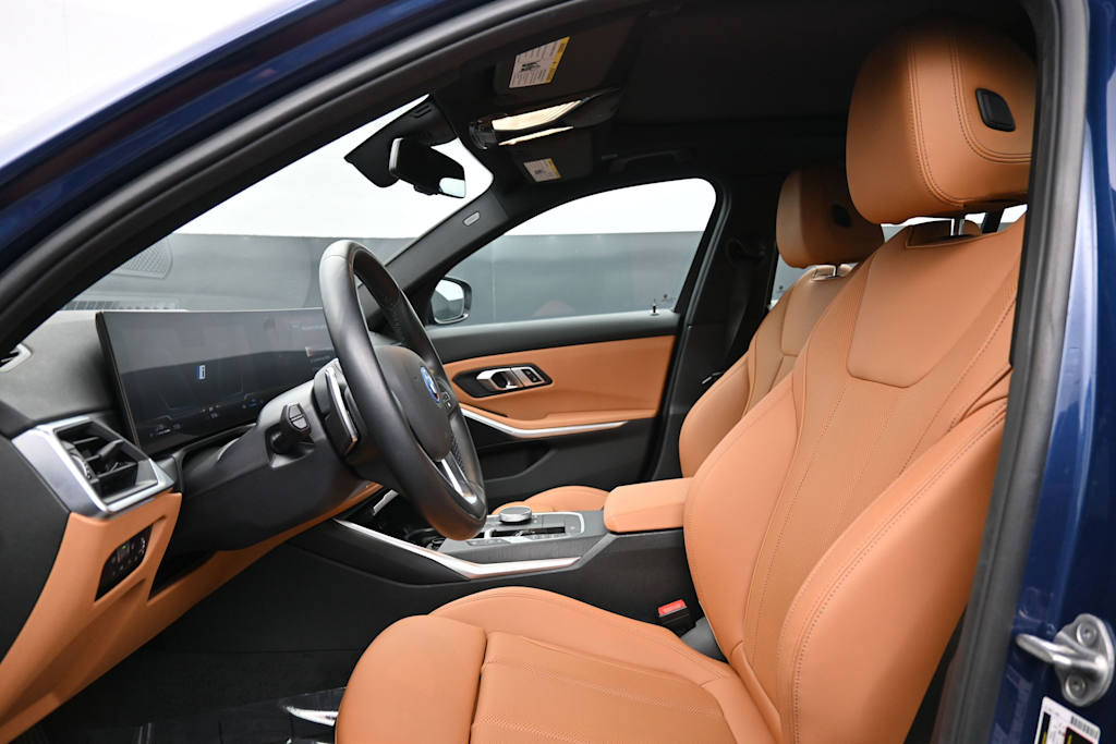 Thumbnail: 2023 BMW 3 Series - 8