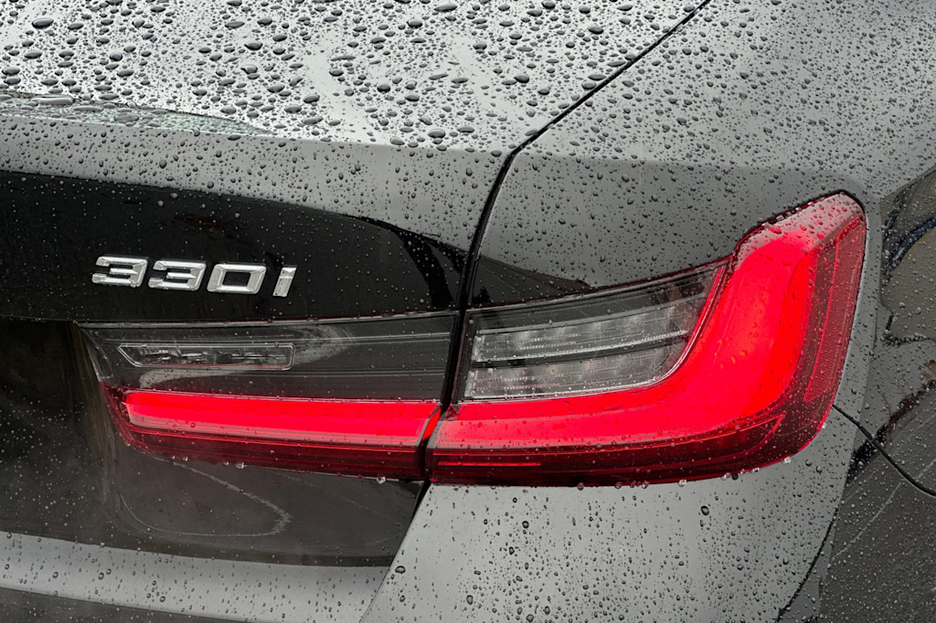 Thumbnail: 2025 BMW 3 Series - 33