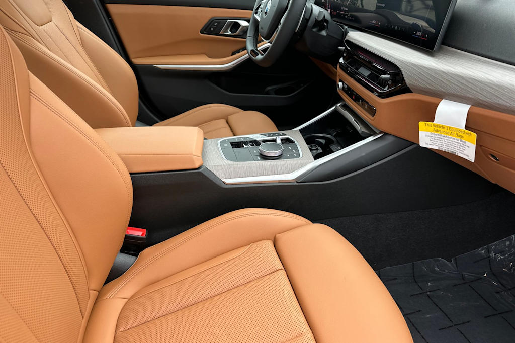 Thumbnail: 2025 BMW 3 Series - 10