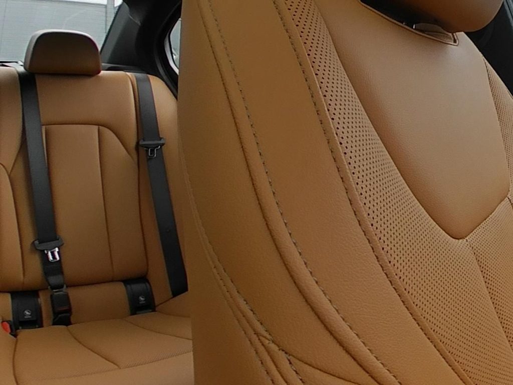 Thumbnail: 2026 BMW 3 Series - 9