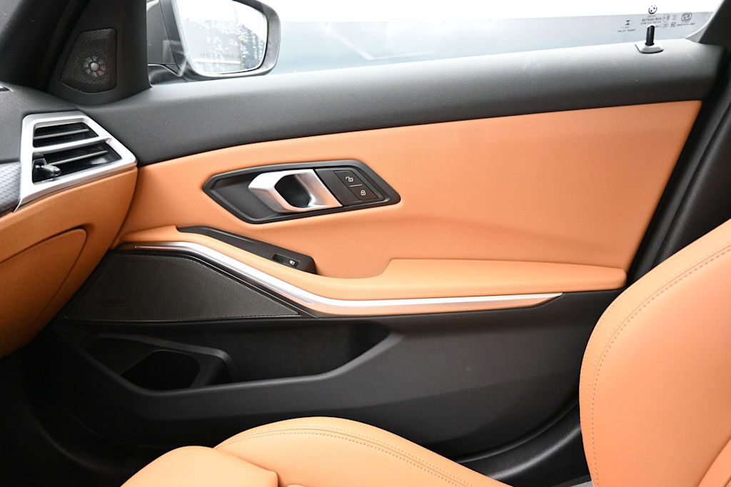 Thumbnail: 2026 BMW 3 Series - 23