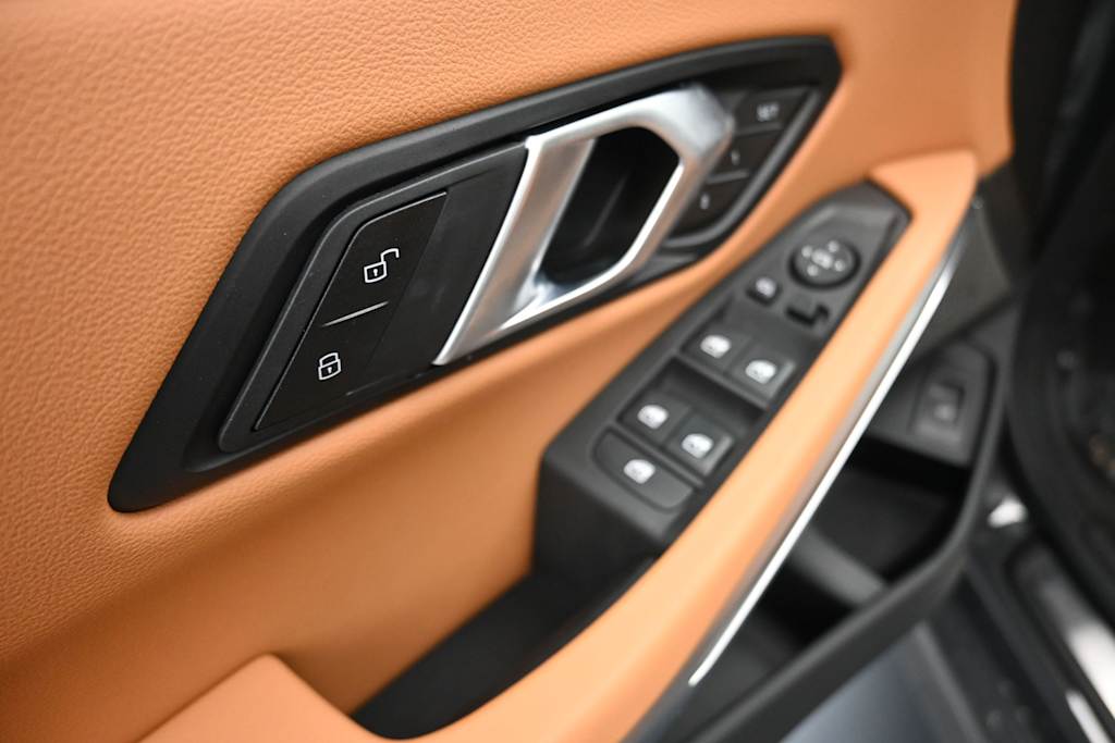 Thumbnail: 2026 BMW 3 Series - 20