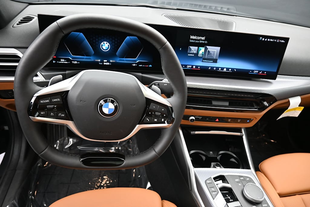 Thumbnail: 2026 BMW 3 Series - 2