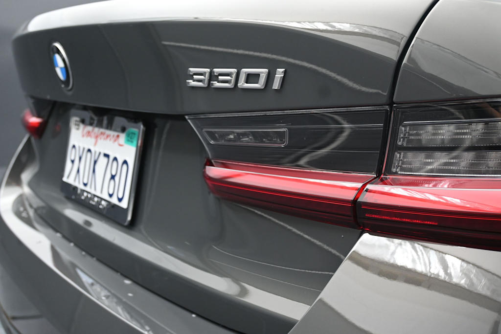 Thumbnail: 2026 BMW 3 Series - 24