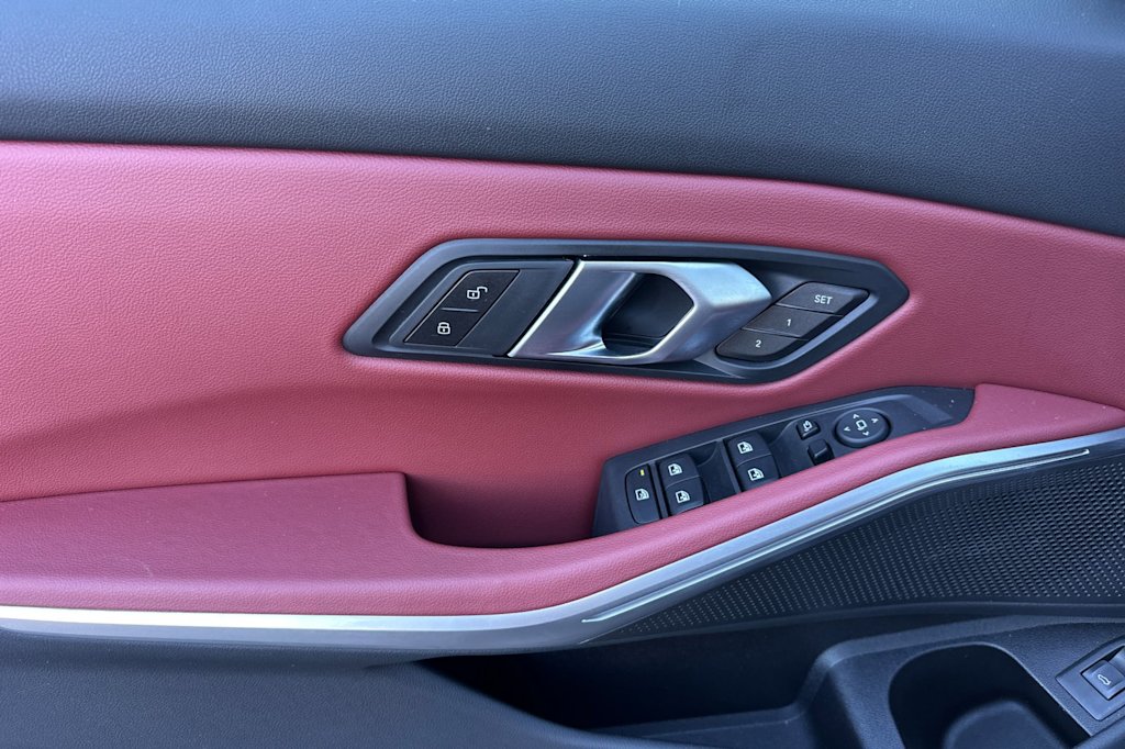 Thumbnail: 2025 BMW 3 Series - 7