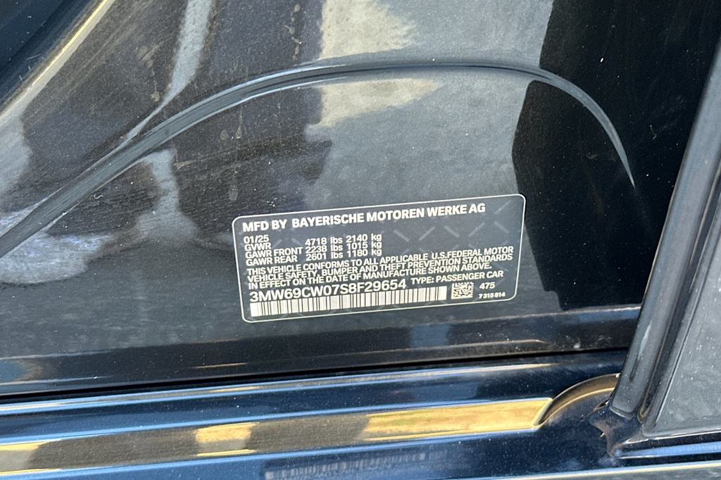 Thumbnail: 2025 BMW 3 Series - 17