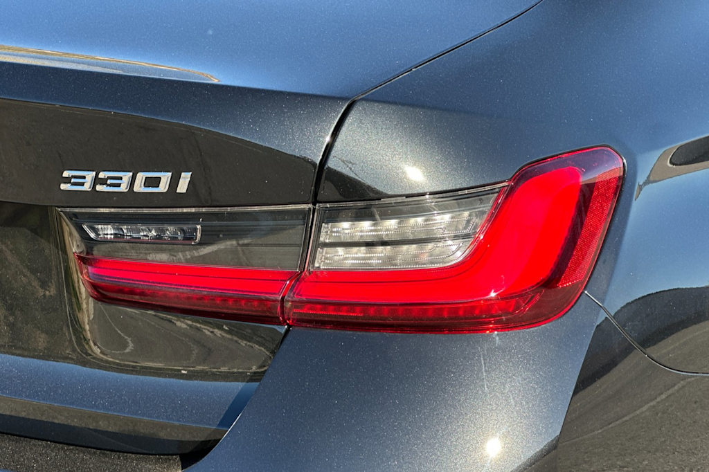 Thumbnail: 2025 BMW 3 Series - 33