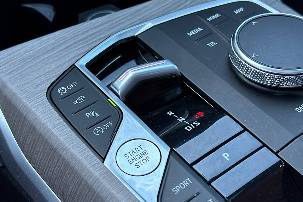 Thumbnail: 2025 BMW 3 Series - 14