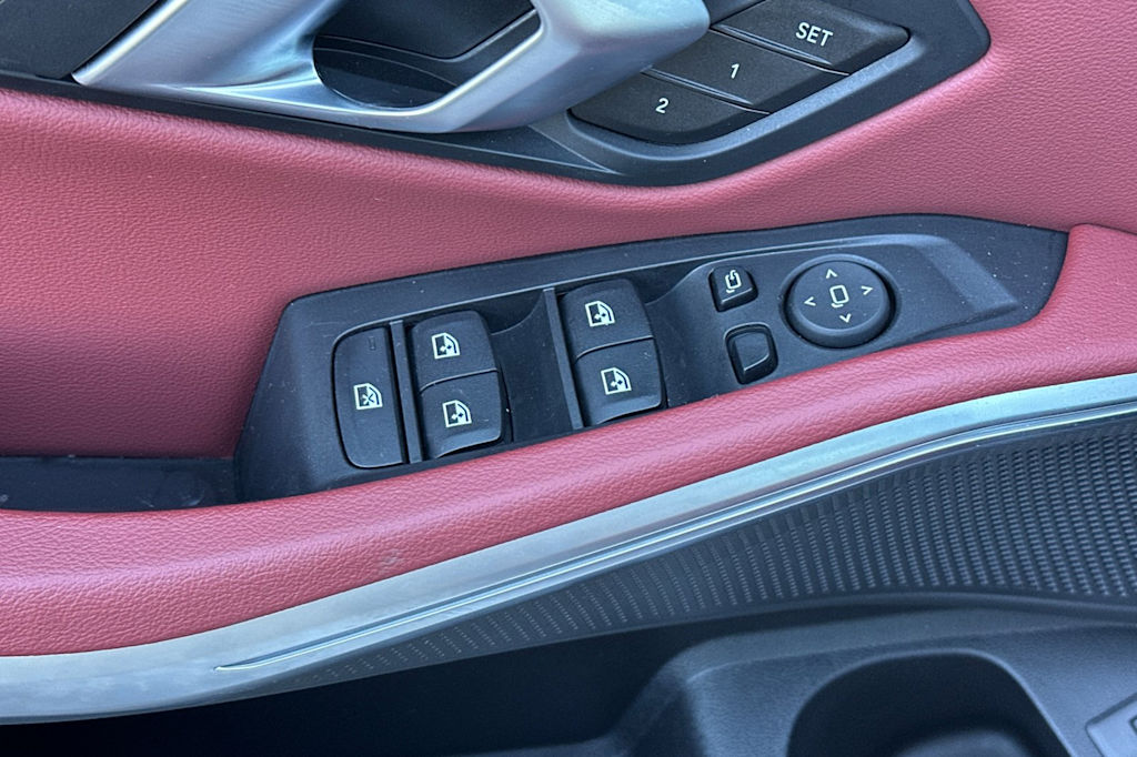 Thumbnail: 2025 BMW 3 Series - 22