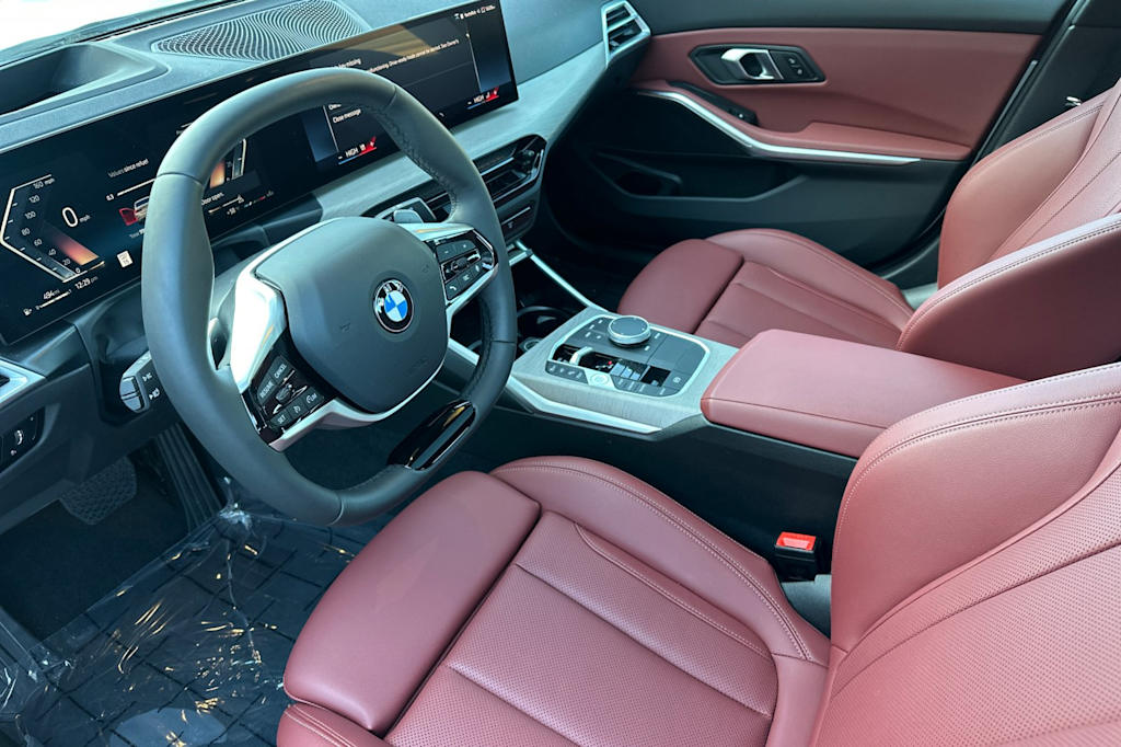 Thumbnail: 2025 BMW 3 Series - 9