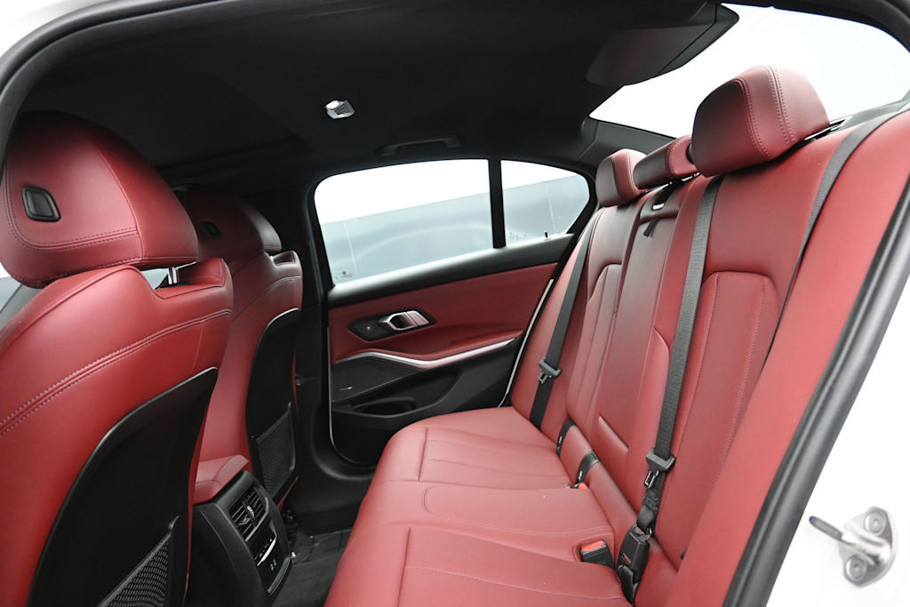 Thumbnail: 2023 BMW 3 Series - 9