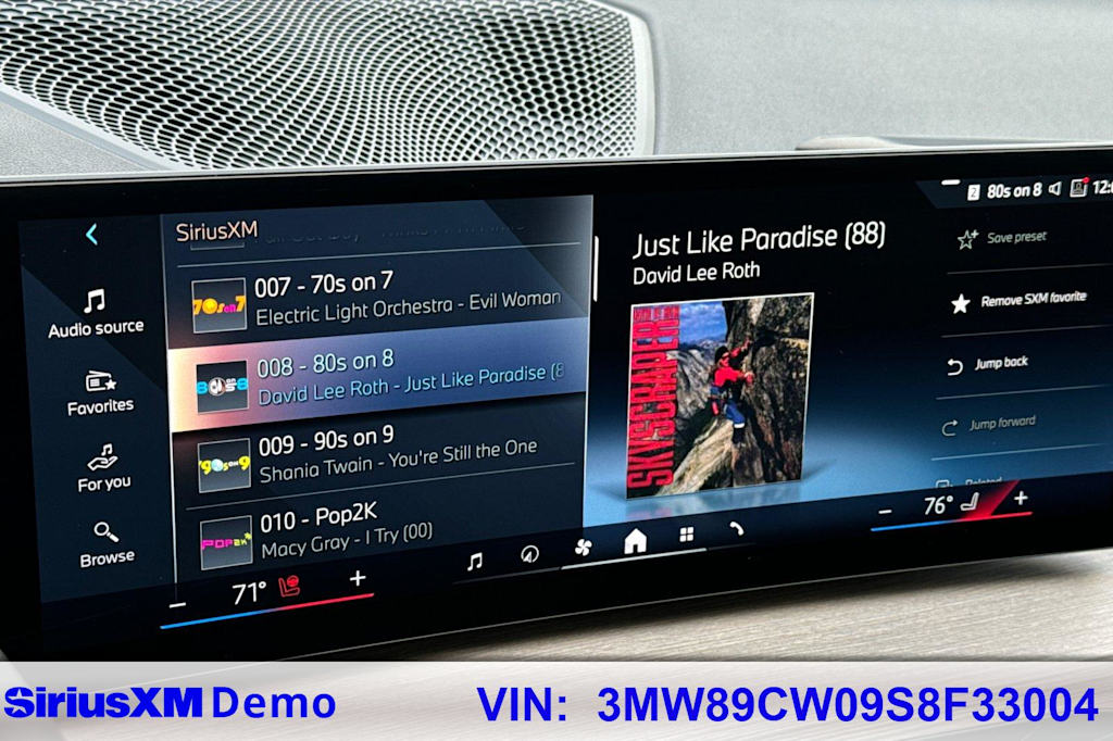 Thumbnail: 2025 BMW 3 Series - 33