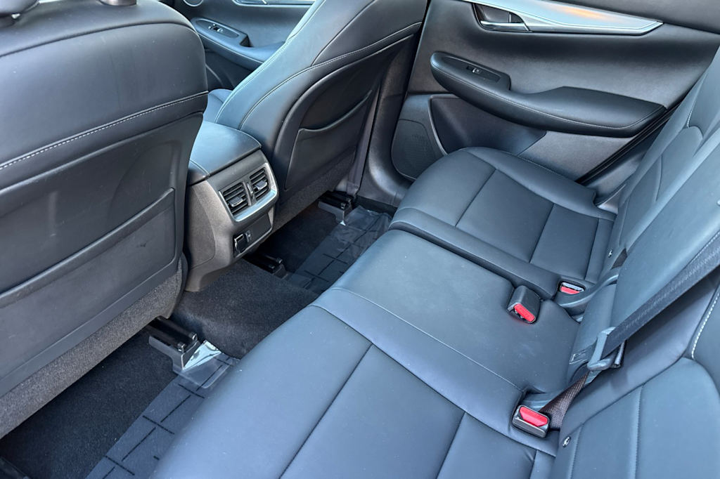 Thumbnail: 2019 INFINITI QX50 - 10