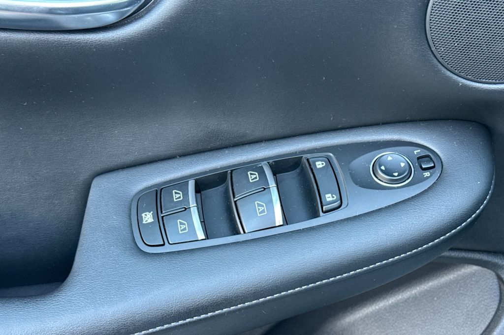 Thumbnail: 2019 INFINITI QX50 - 22