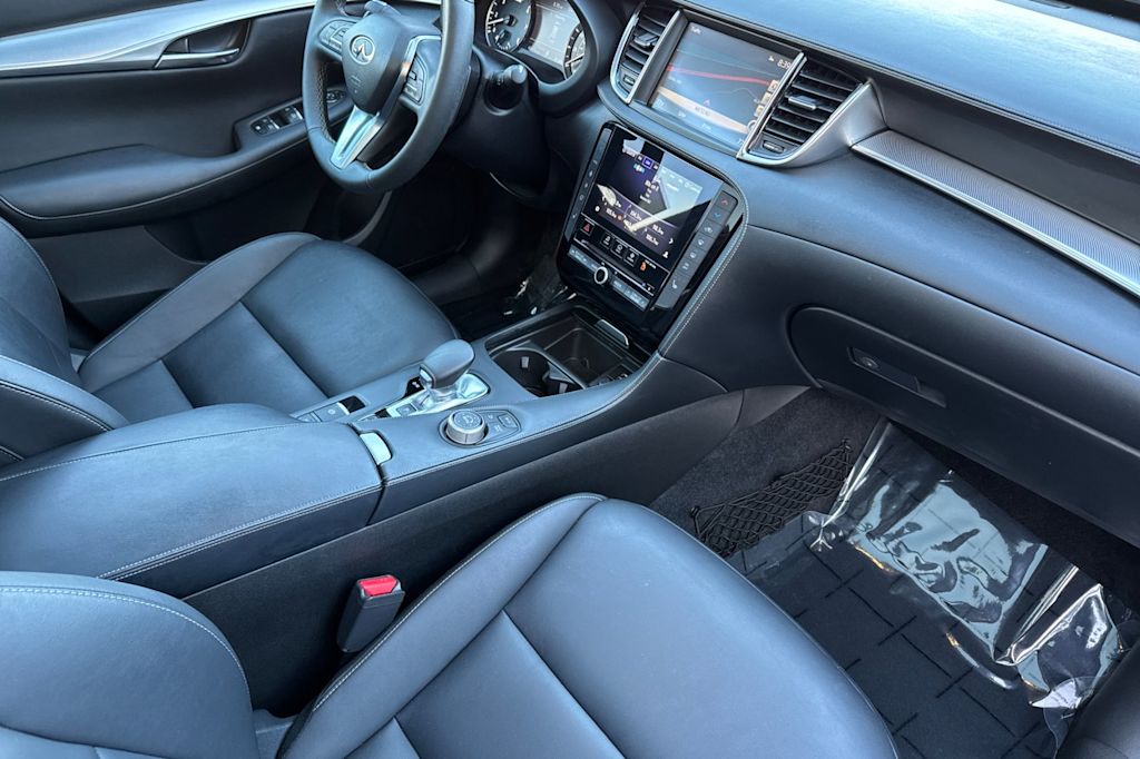 Thumbnail: 2019 INFINITI QX50 - 12