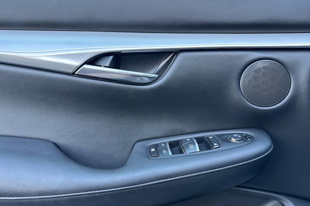 Thumbnail: 2019 INFINITI QX50 - 21