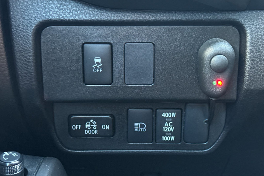 Thumbnail: 2023 Toyota Tacoma - 28