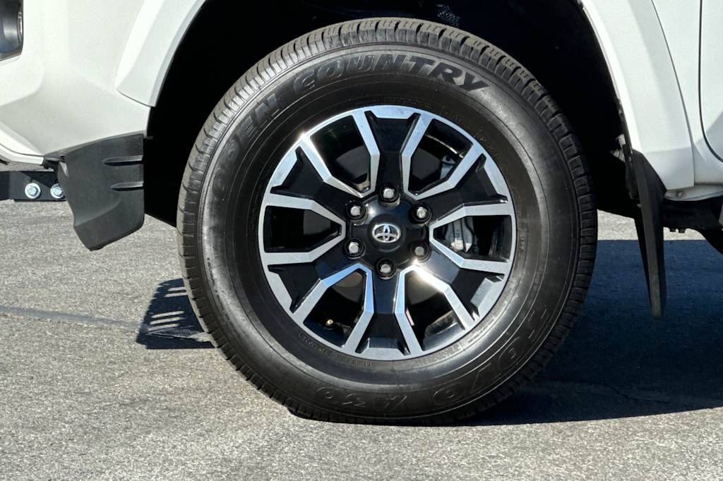 Thumbnail: 2023 Toyota Tacoma - 6
