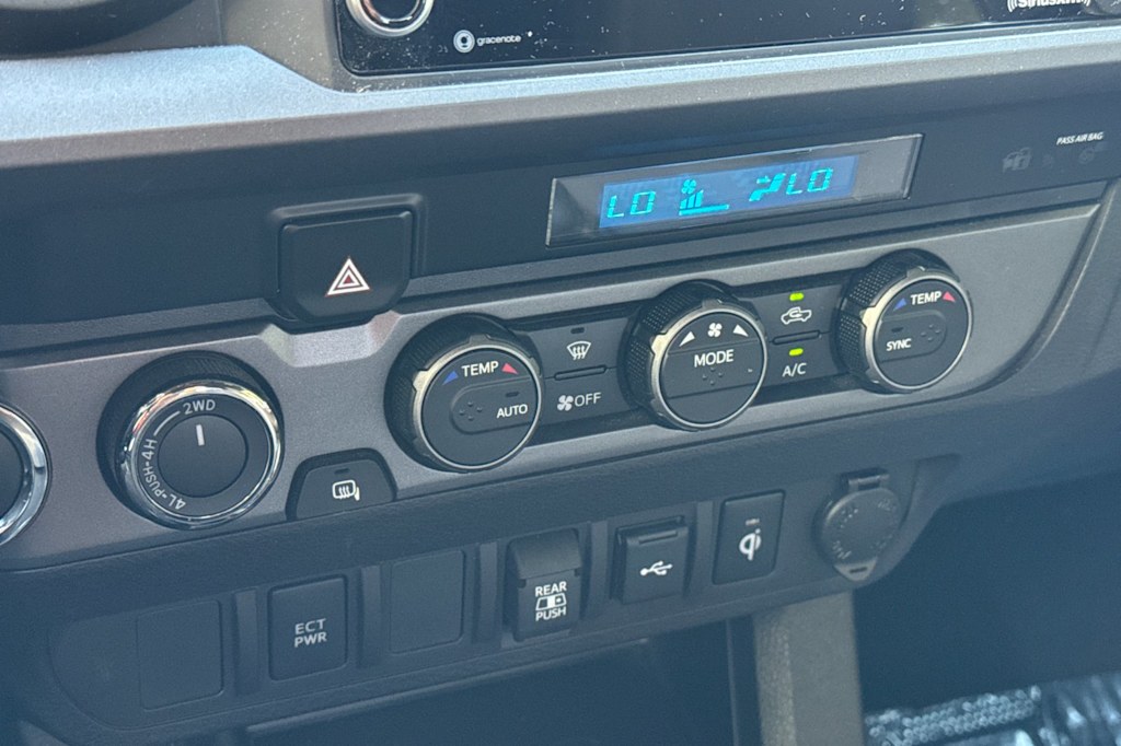 Thumbnail: 2023 Toyota Tacoma - 22