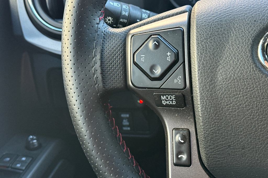 Thumbnail: 2023 Toyota Tacoma - 25