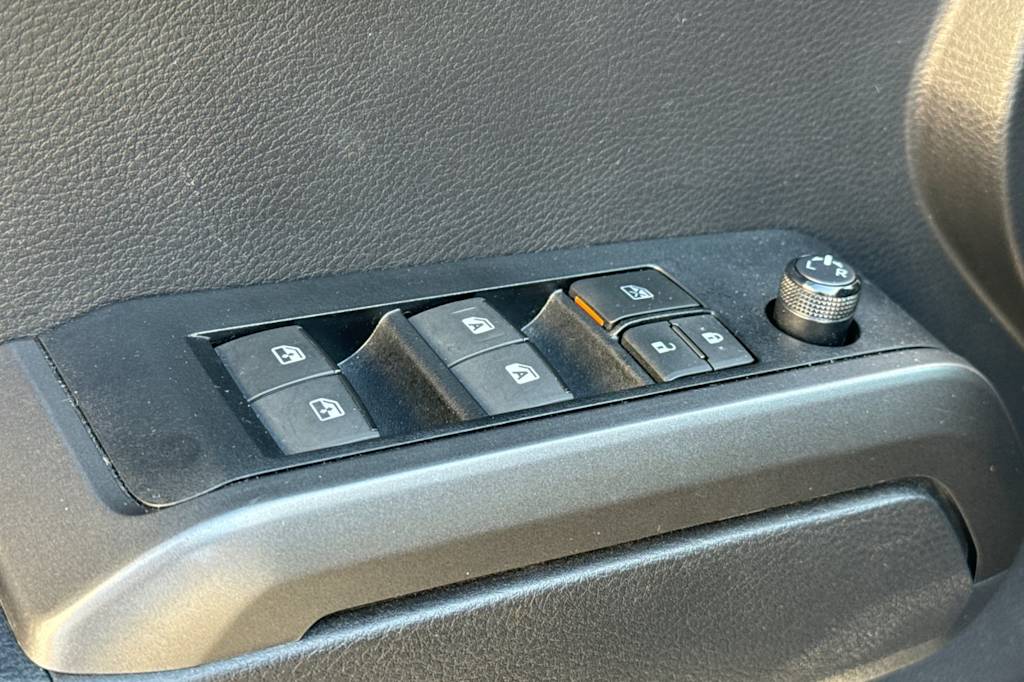 Thumbnail: 2023 Toyota Tacoma - 20