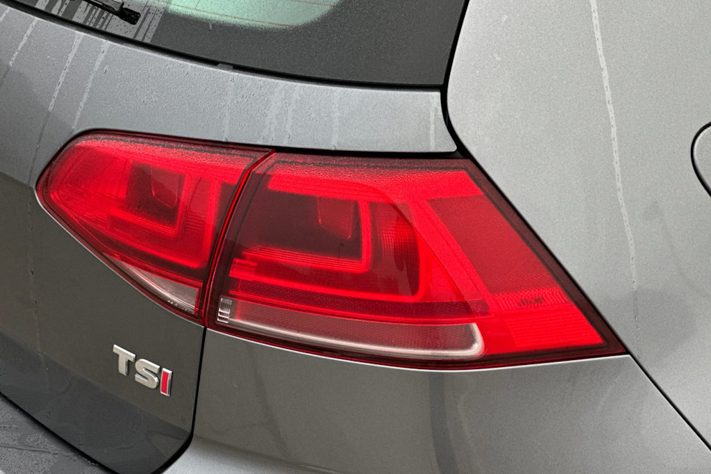 Thumbnail: 2015 Volkswagen Golf - 33