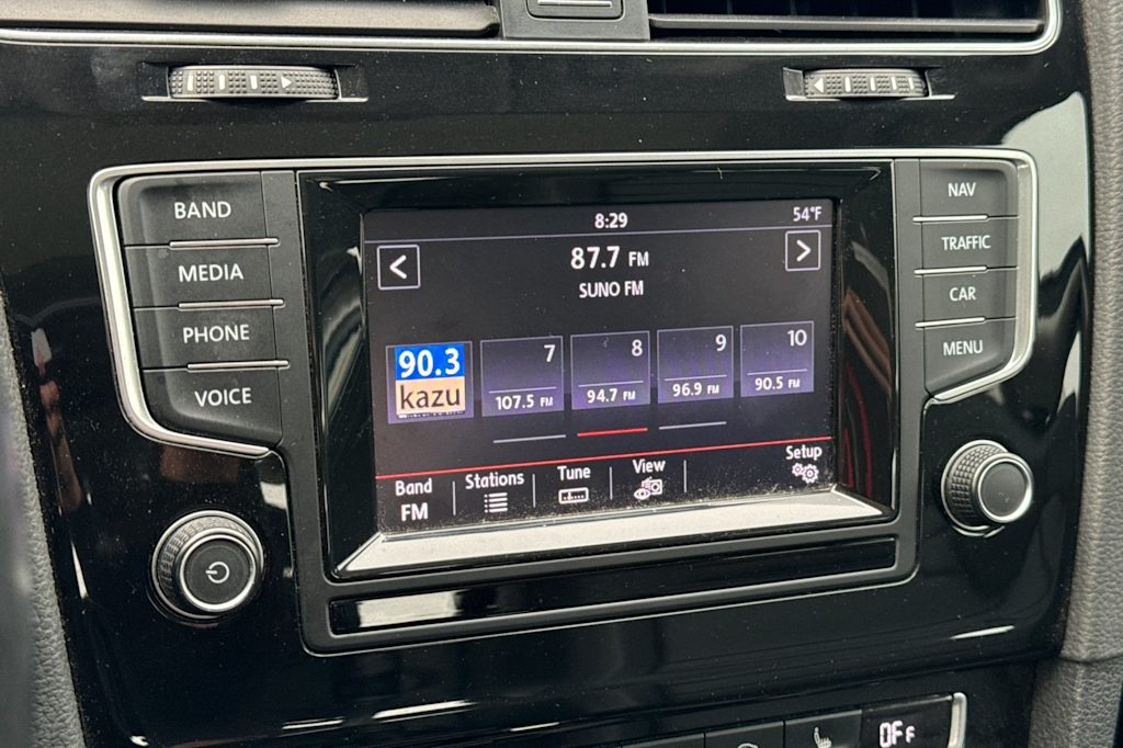 Thumbnail: 2015 Volkswagen Golf - 12