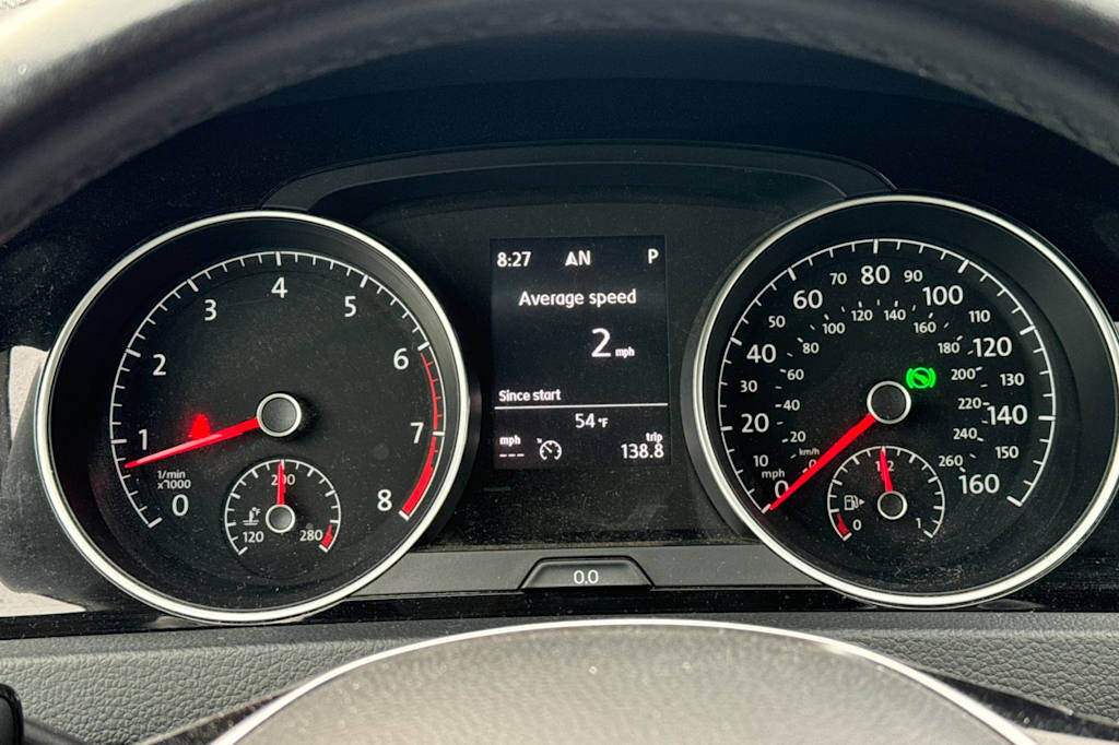 Thumbnail: 2015 Volkswagen Golf - 14